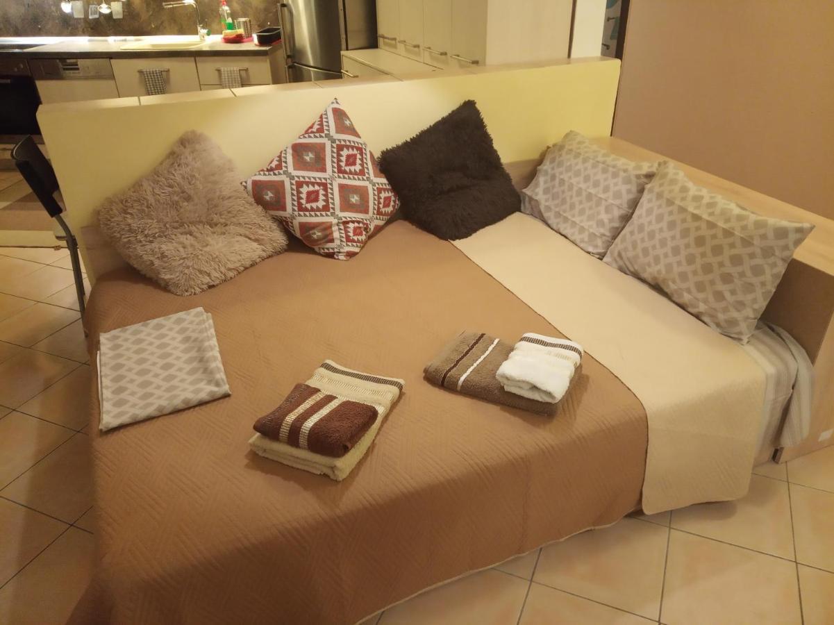 Spacious Cosy Apt Солун Екстериор снимка