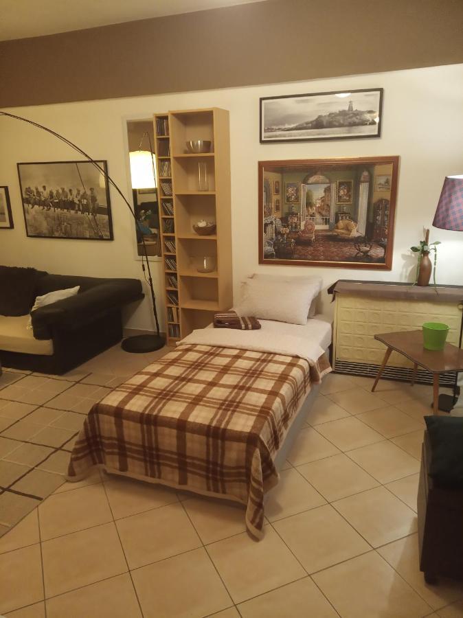Spacious Cosy Apt Солун Екстериор снимка
