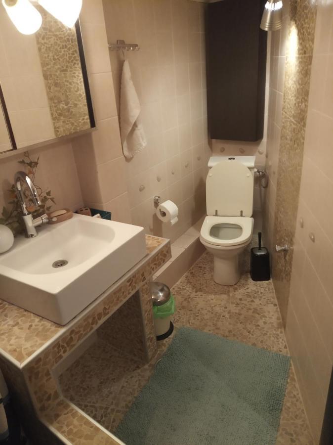 Spacious Cosy Apt Солун Екстериор снимка