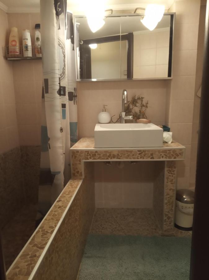 Spacious Cosy Apt Солун Екстериор снимка